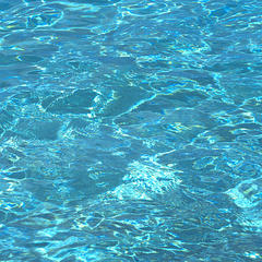 Intex 16' x 48" Round Ultra Frame® Pool Set w/ 1,500 gph Filter Pump