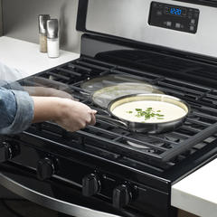 Whirlpool WFG505M0BB 5.1 cu. ft. Gas Range w/ Griddle - Black