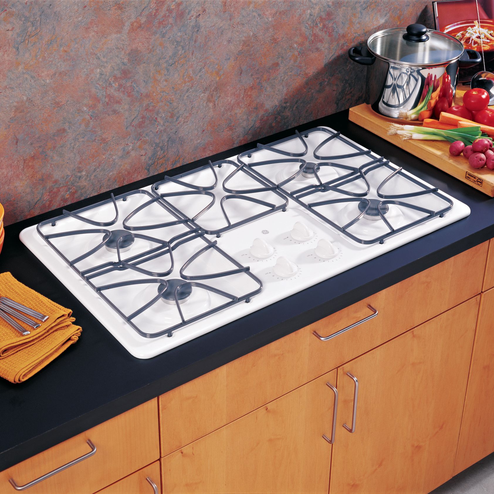 GE JGP628WEK1WW Gas Cooktop