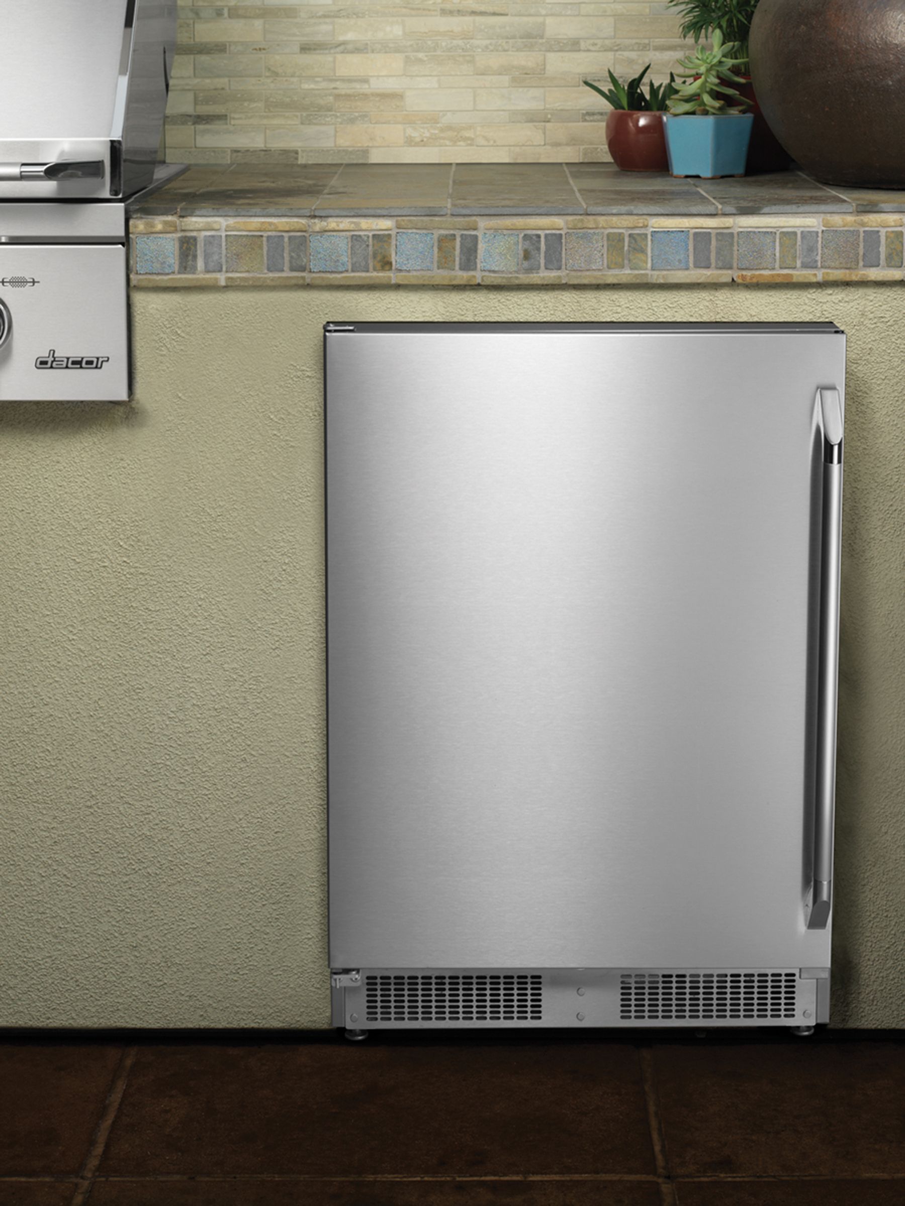 Dacor OF24LS Refrigerator